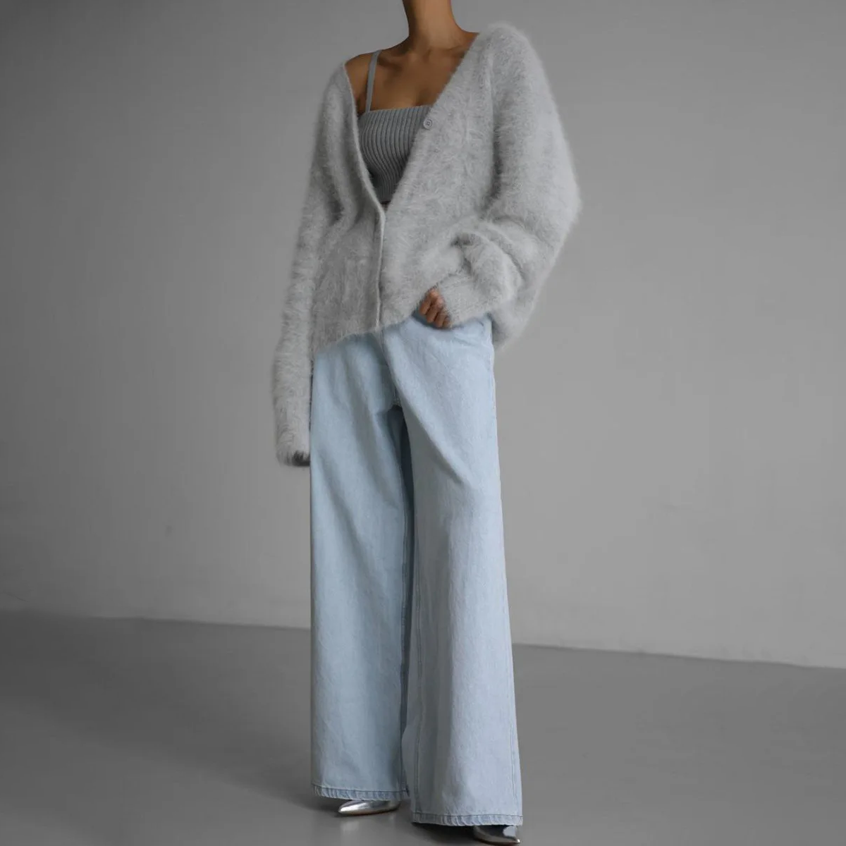 Mia | Elegant Spring Cardigan